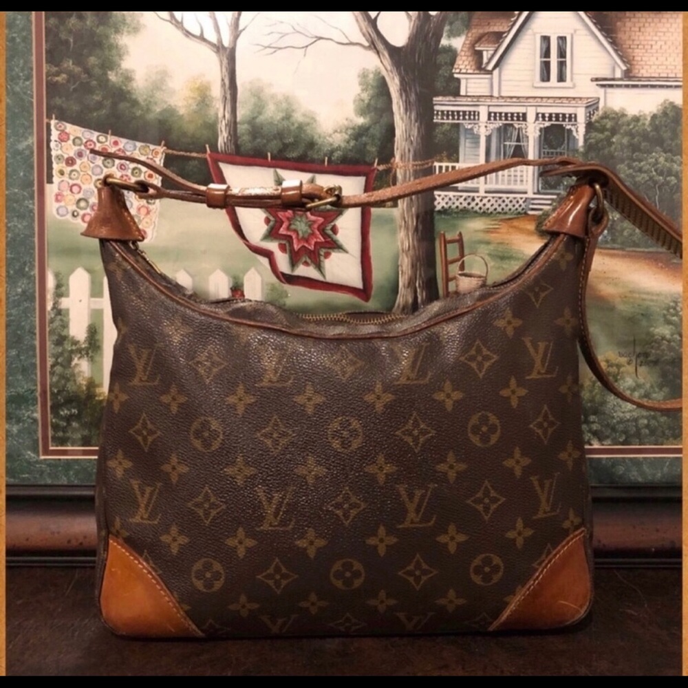 Authentic Louis Vuitton Boulogne 30